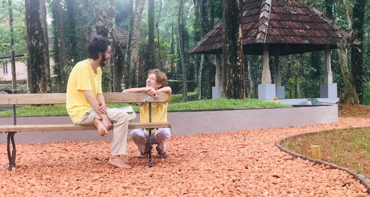 200 Hour Yoga Teacher Training in Kerala, India | 28 Days (Yoga Alliance)