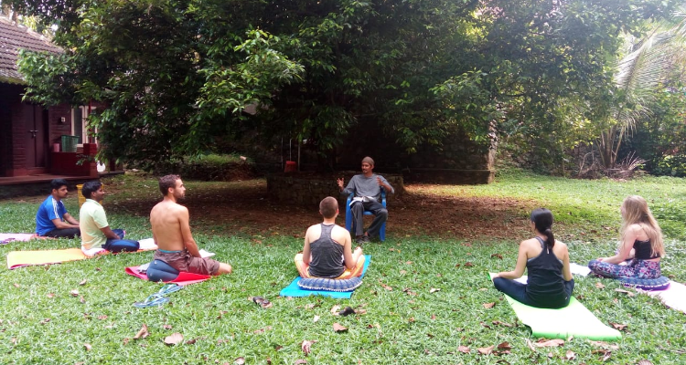200 Hour Yoga Teacher Training in Kerala, India | 28 Days (Yoga Alliance)
