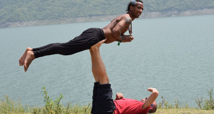29 Days 300-Hours Multistyle Yoga Teacher Training in Rishikesh, India