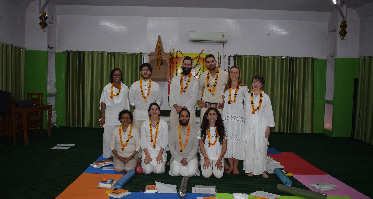 29 Days 300-Hours Hatha Yoga Teacher Training in Rishikesh, India