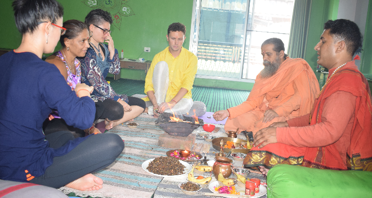 15 Days Kriya Yoga Meditation and Yoga Retreat in Rishikesh, India