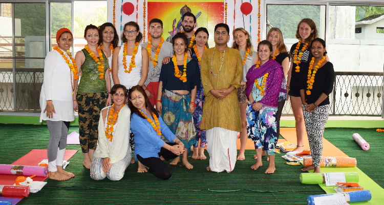 29 Days 300-Hours Multistyle Yoga Teacher Training in Rishikesh, India