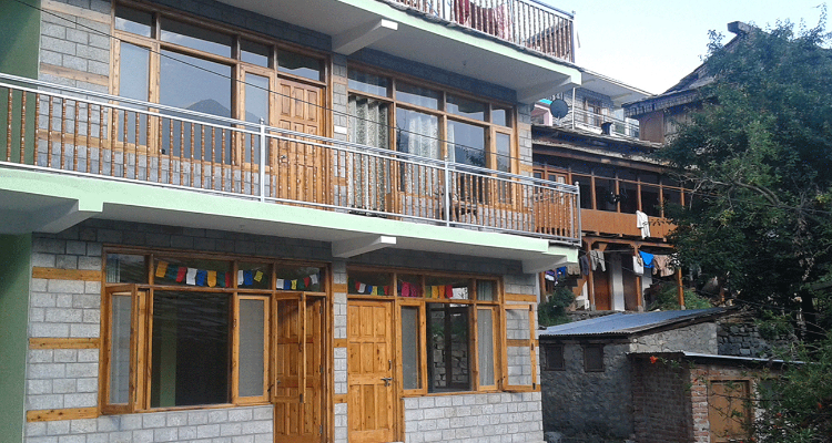 YOGA & ADVENTURE RETREAT - MANALI INDIA, YOGA AND HIKING WITH SIGHT SEEING