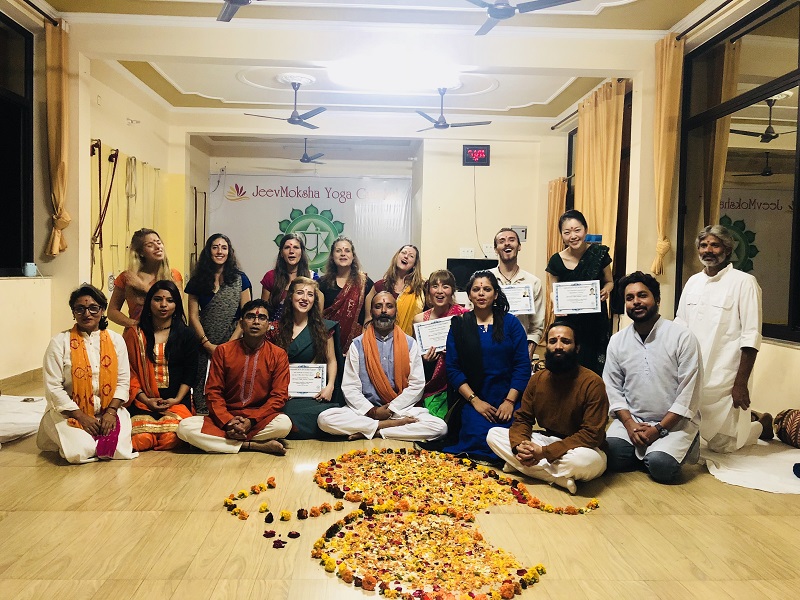 28 Days 200-Hour Integral Hatha Yoga Teacher Training in Rishikesh, India