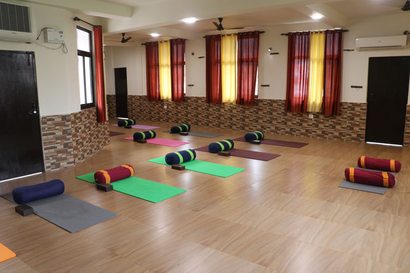 7 days-50 hour Yoga Teacher Training in Rishikesh, Uttrakhand - India